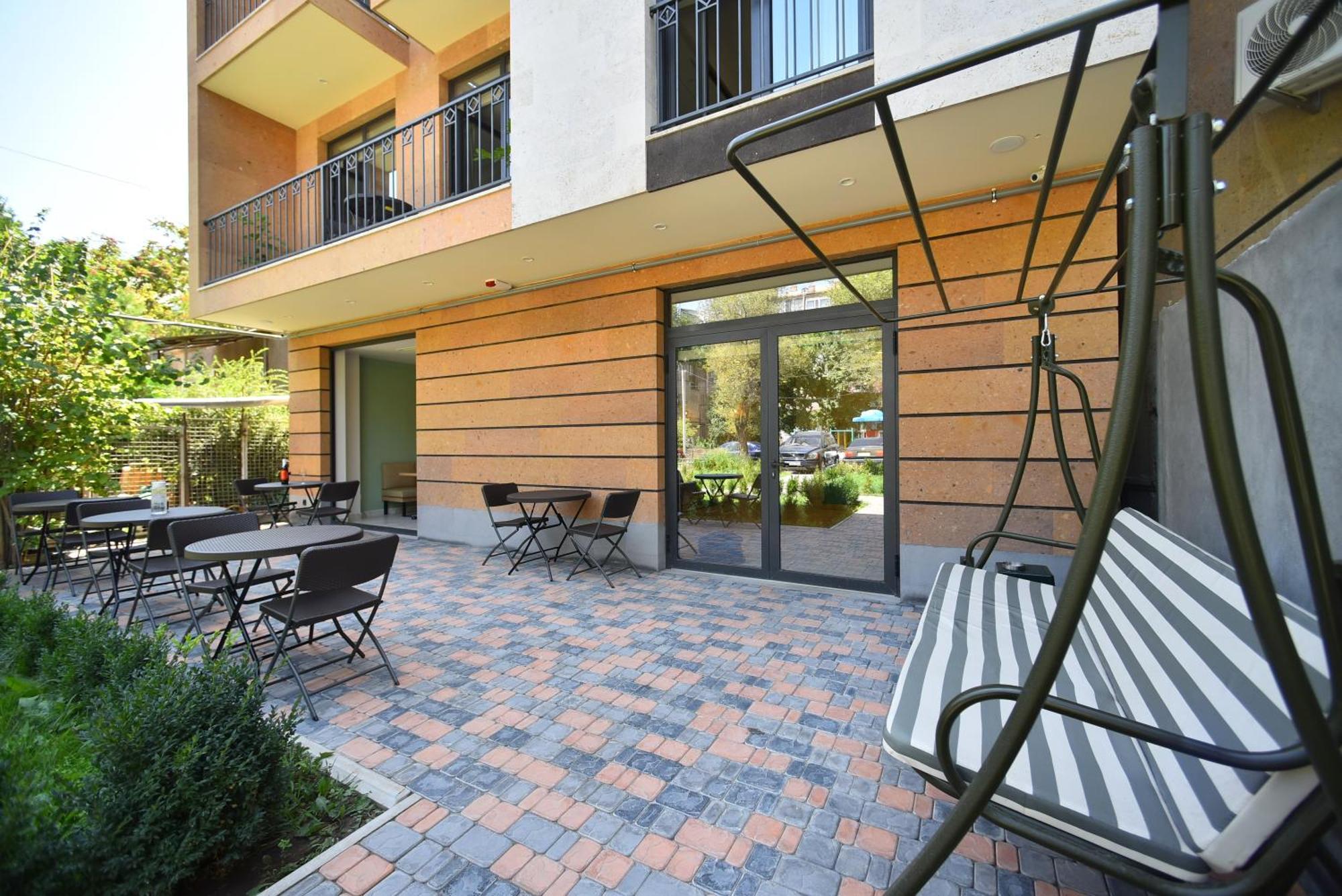 Hotel Avenue 30 Erevan Exterior foto